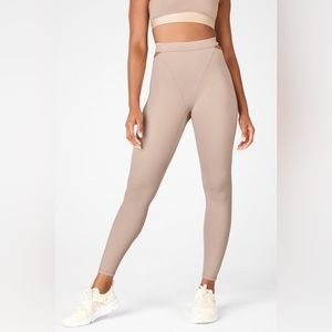 NWT Fabletics x Madelaine Petsch High Waisted Motion365 Legging